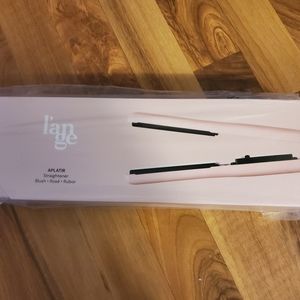 NWT Blush L'ange Aplatir Straightener
